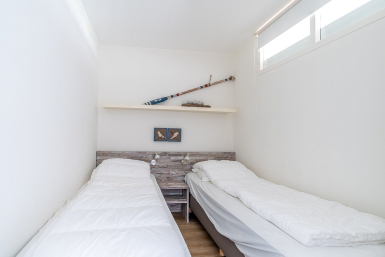 Room 4, 4-person Apartment With Island-sea View, Texel