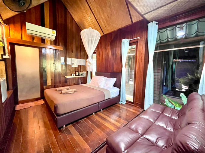 Bedroom 2, Bayview Sunset Resort, Muang Satun
