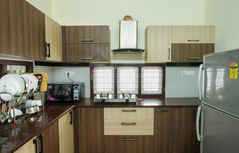 Others 3, Swapna Home Suites, Ernakulam