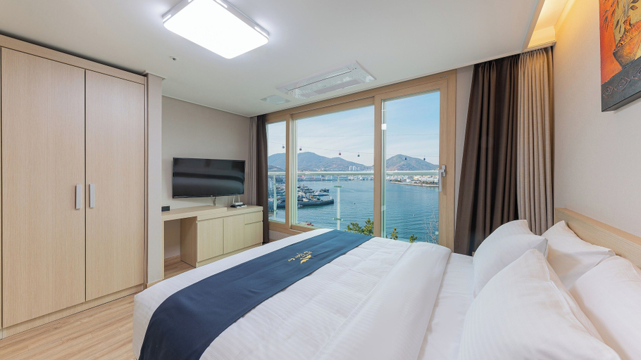 Bedroom 4, The Hotel Soo, Yeosu