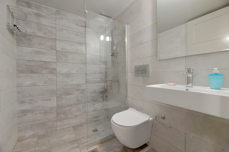 Bathroom 3, ID Holiday Living, Peloponnese