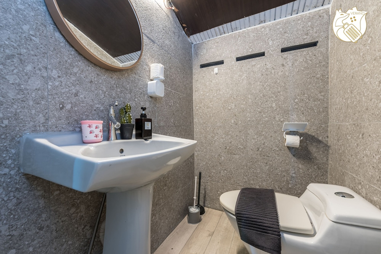 Bathroom 3, 6BR Ampang Pool Villa 26P with Garden, Ampang