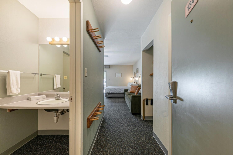 Bathroom 4, 134 Bldg C 1 Bedroom Studio, Nevada