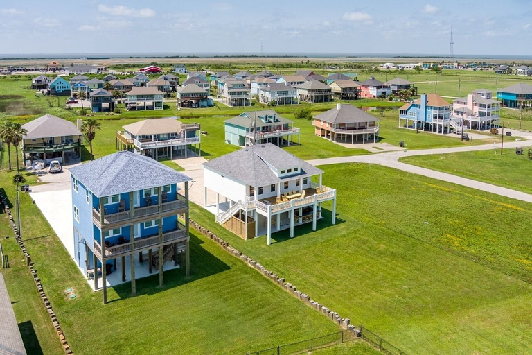 Exterior 4, Birds Eye View 4 Bedroom Home by RedAwning, Galveston