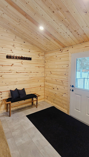 Living area 4, Faloma Lakeside Cabins, Division No. 1