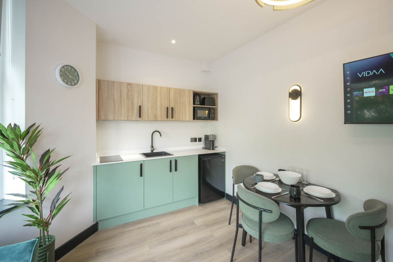 Exterior 3, Sixty Aparthotel 2bed, Central Cardiff + Parking, Cardiff