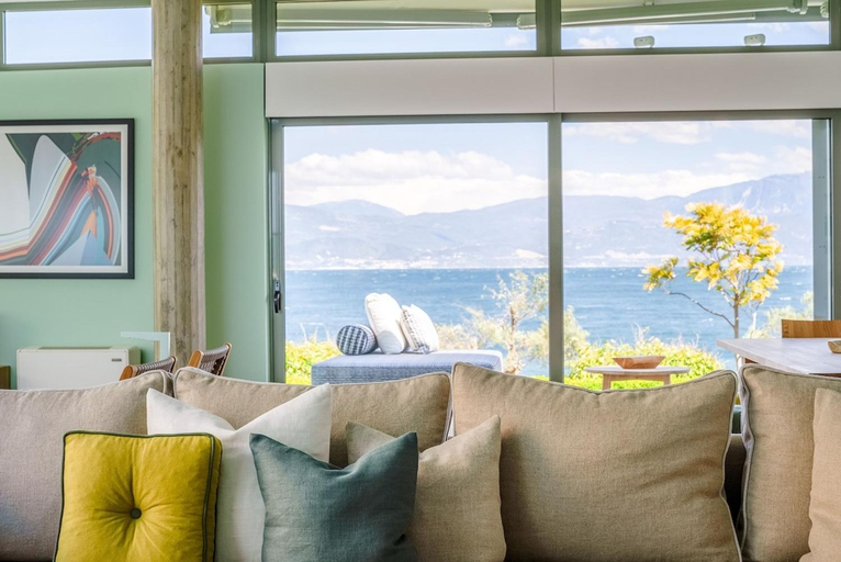 3, Lefkon Villa with pool by the Sea - NPeloponnese, West Greece