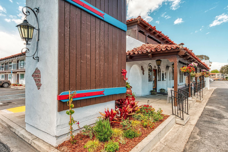 Exterior & Views 2, Casa Via Mar Inn, an Ascend Collection Hotel, Ventura