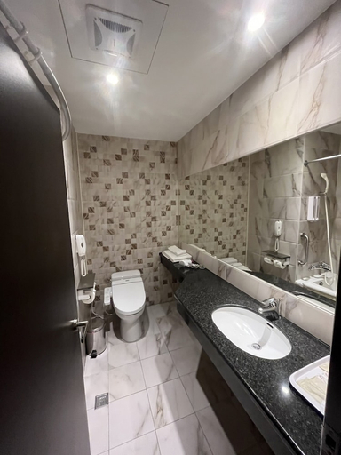 Bathroom 5, Guide Hotel Kaoshiung Liuhe, Kaohsiung