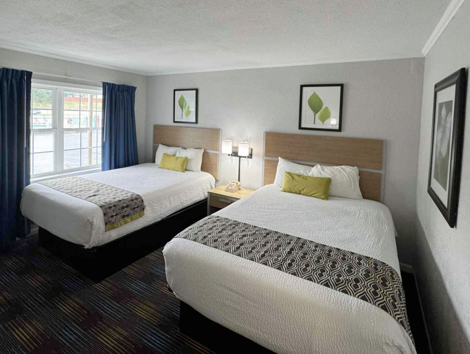 Bedroom 4, Mountain Aire Inn Sevierville/Pigeon Forge, Sevier