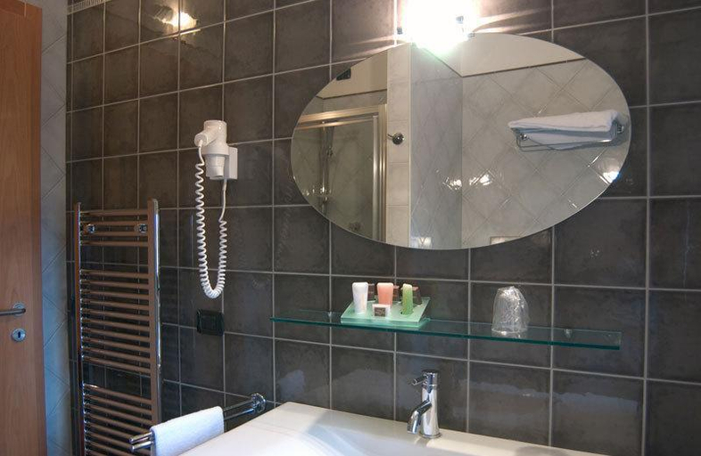 Others 4, B&B Hotel Sassuolo, Modena