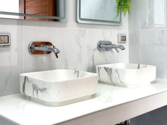 Bathroom 5, Stylish 3BR Pool Villa Lawan Villa (LWV1), Pulau Phuket
