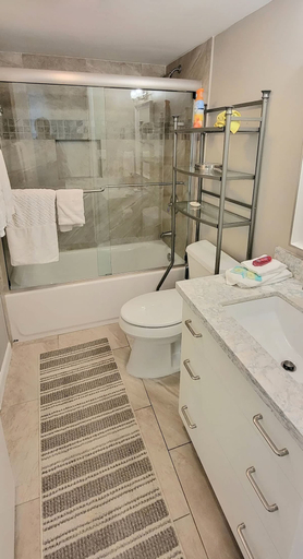 Bathroom 2, Saida 3601 3 Bedroom Home by RedAwning, Cameron