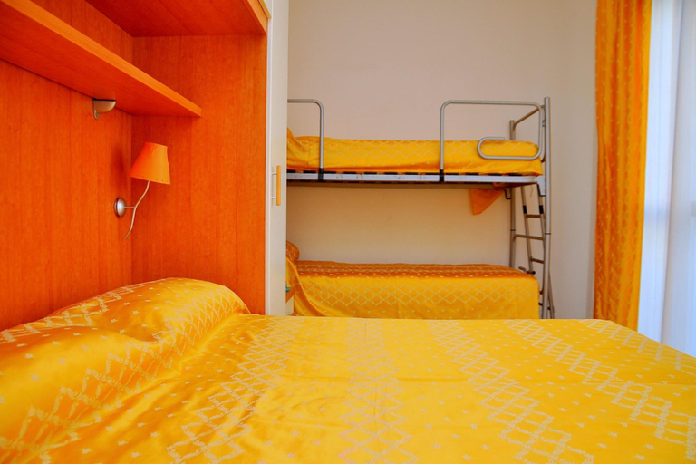 Bedroom 2, Wonderful flat with sea view and swimming pool - By Beahost Rentals, Venezia
