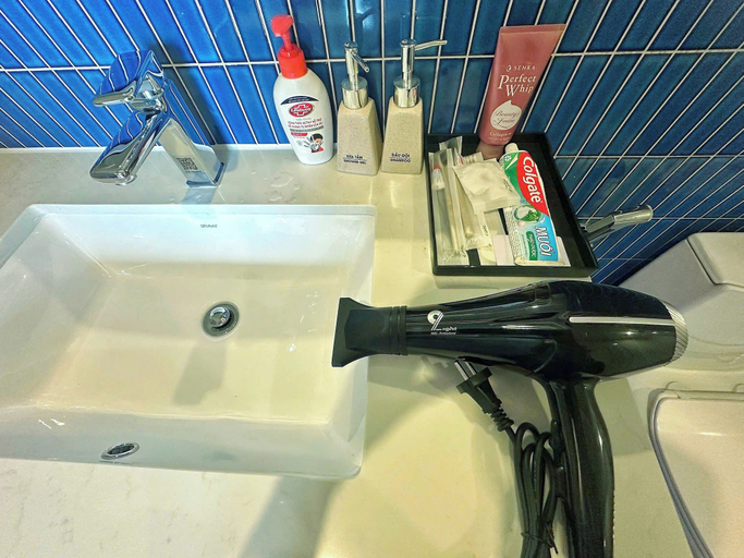 Bathroom 3, Icon 40 Villa, Hạ Long