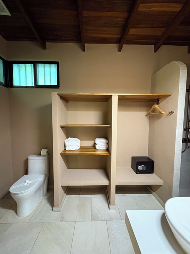 Bathroom 5, The Falls by Lalibela, Aguirre