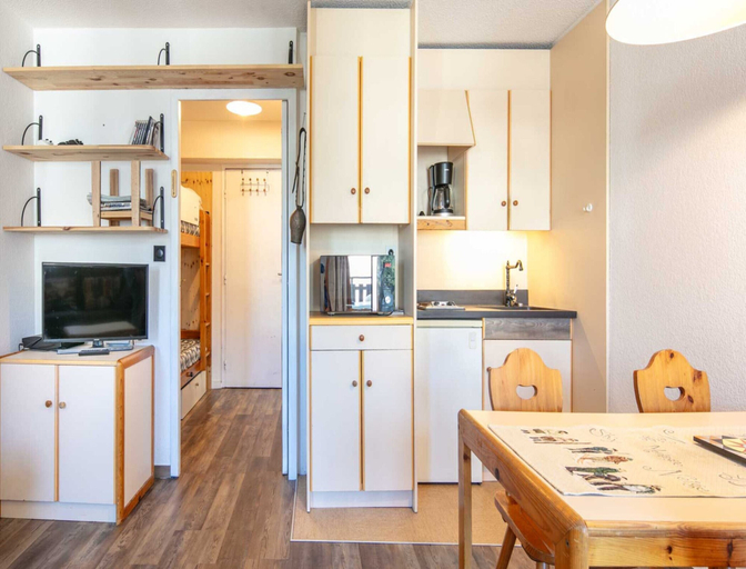 Private kitchen 5, Cosy Mountain Retreat for 4 Guests, Isère