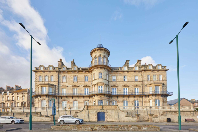 Room 2, Host Stay 18 The Zetland, Redcar and Cleveland