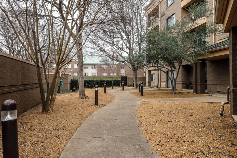 Exterior & Views 2, Sonesta Select Dallas Richardson, Dallas