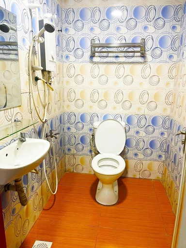 Bathroom 3, New Kajang Hotel, Hulu Langat