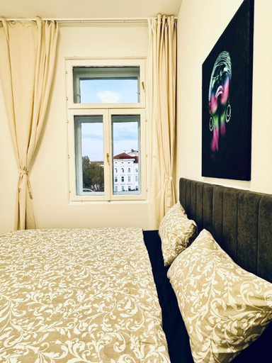 Room 2, Elegant 4BR Apt Near Westbahnhof, Wien