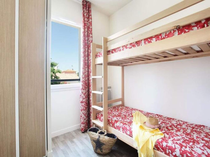 Bedroom 3, Residence Odalys Fleur de Sel, Gard