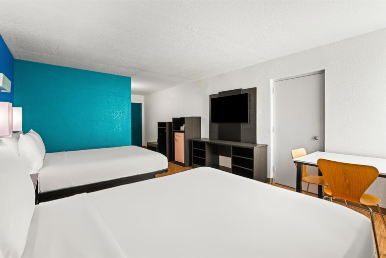 Bedroom 3, Signature Inn Miami, Miami-Dade