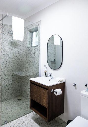 Bathroom 3, Skinkikofi Guest House, Cape Winelands