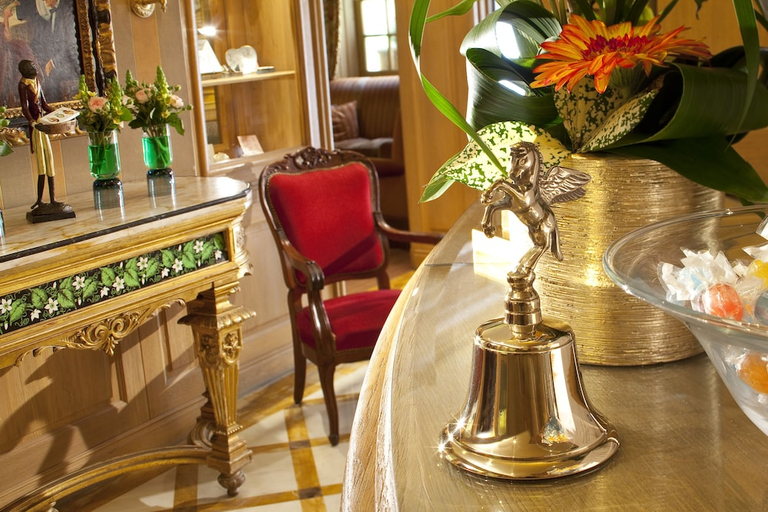 Food & Drinks 4, Hotel Chambiges Elysées, Paris