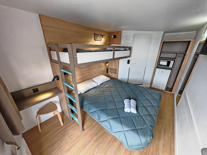 Bedroom 2, Premiere Classe Dunkerque Sud - Loon Plage, Nord