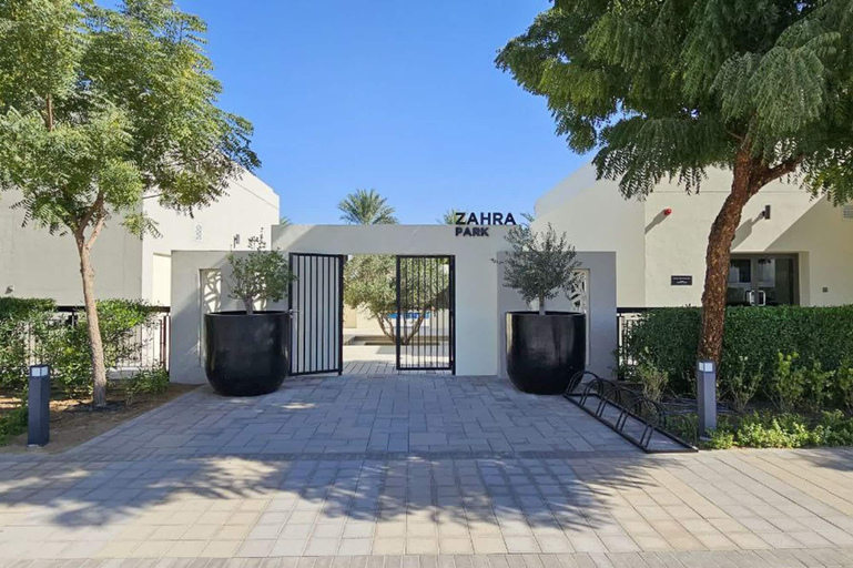 Room 2, Elegant Villa Escape Perfect for Families, Dubai