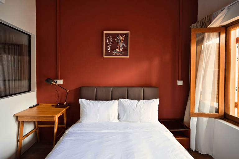 Bedroom 3, Habyt Chinatown, Singapore