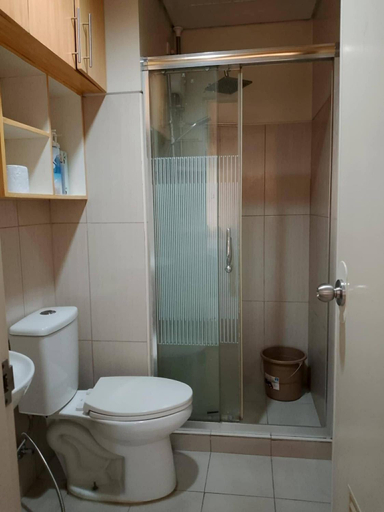 Bathroom 5, SHELL RESIDENCES , Pasay City