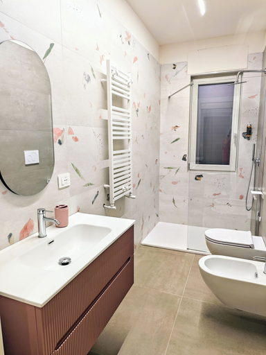 Bathroom 4, Sweet SN Suite - Junior Suite con Idromassaggio & Apartment - Vacation Rental - Monopoli, Bari