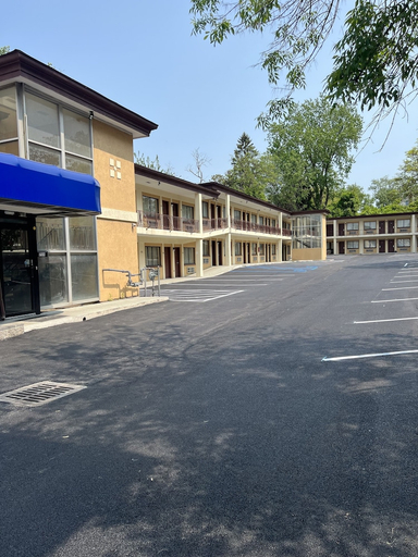 Exterior & Views 2, Executive Inn, Schenectady