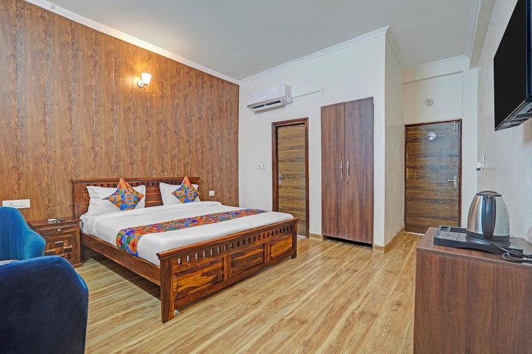Room 5, Fabhotel Hazel Town House, Delhi