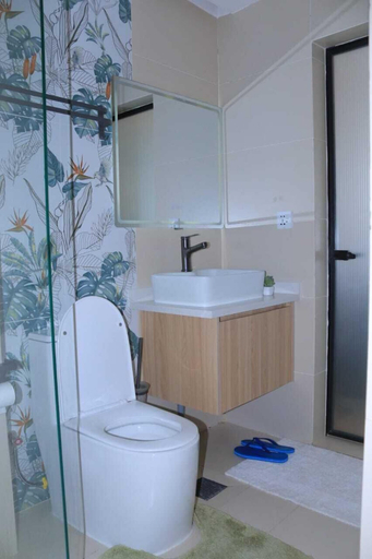 Bathroom 4, Elegant Comfy 3 Bedroom Apartment, Mavoko