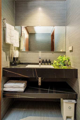 Bathroom, River Way Hotel Ha Long, Hạ Long