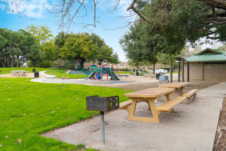 Room 5, Santa Clara Spacious 1Br Studio I Free Parking, Santa Clara