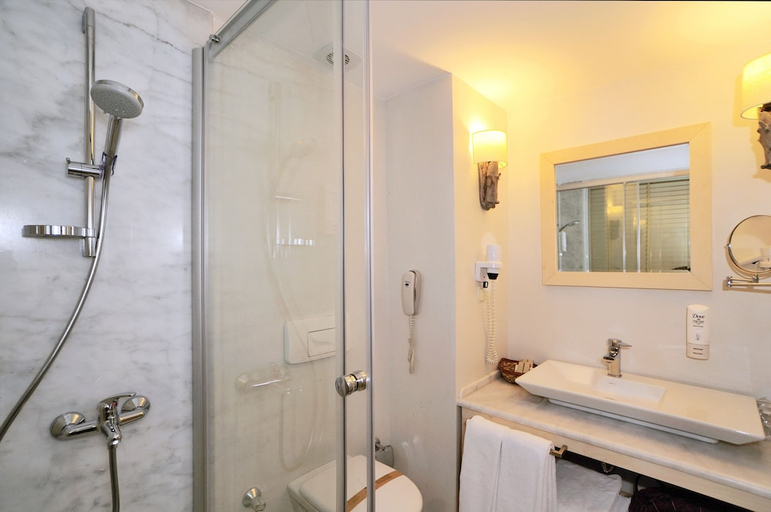 Bathroom 4, ZEYTINADA HOTEL, Bodrum