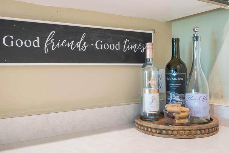Food & Drinks, Fairview Escape - Holiday Hills Branson - Golf - Outdoor Pools, Taney