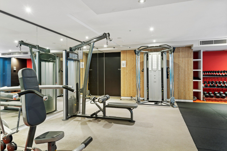 Fitness facility, Beautiful 1-bed Unit in The Heart of Melbourne, Melbourne
