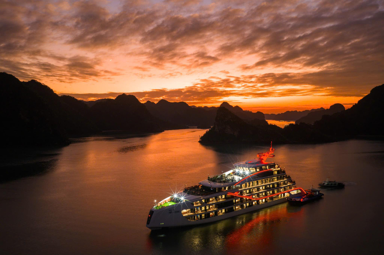 Exterior view 2, Diana Cruises Halong Bay - Luxury by Venus Group, Hạ Long