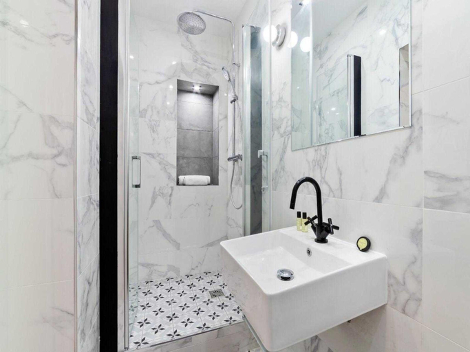 Bathroom, Charming apartment - 1BR4P - Bonne-Nouvelle, Paris