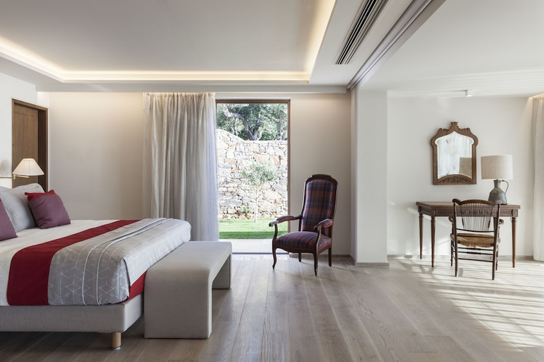 Bedroom 3, Elounda Mare Hotel, Relais & Chateaux, Crete