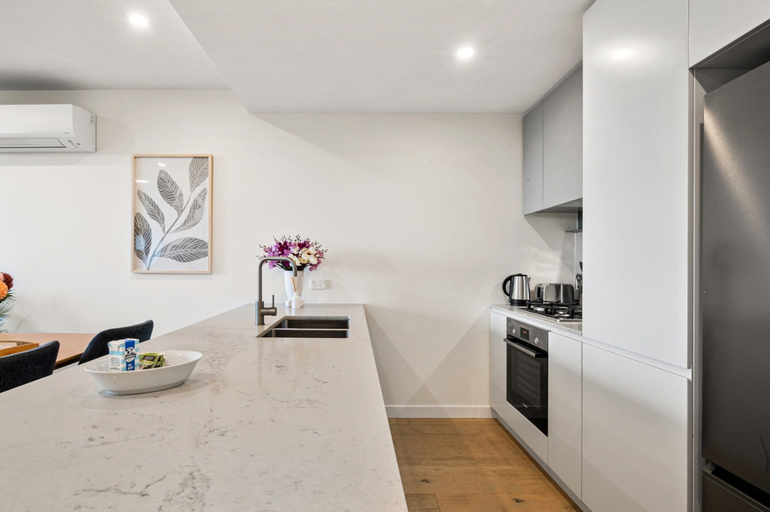 Private kitchen 5, Heidelberg 2-bed Retreat Near Austin Hospital, Melbourne