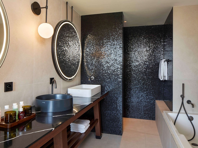 Bathroom 5, L'Esquisse Hotel and Spa Colmar - MGallery, Haut-Rhin