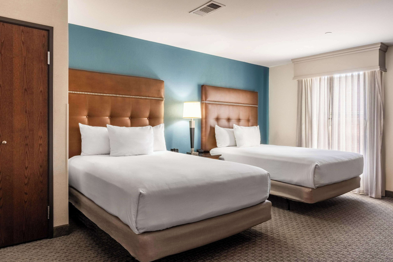 Bedroom 3, Drury Plaza Hotel Broadview - Wichita, Sedgwick