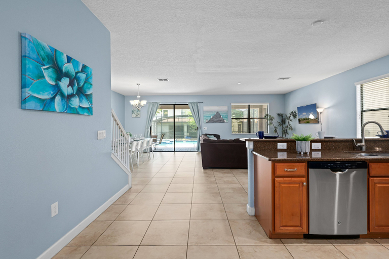 Room 2, Resort Stay w Pool Amazing Amenities, Osceola