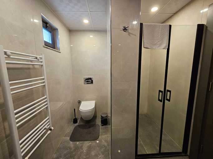 Room 2, Professionally Maintained Spacious New Suites 2-3, Antalya